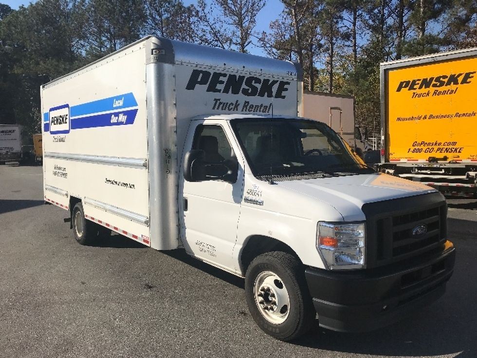 Light Duty Box Truck-Light and Medium Duty Trucks-Ford-2022-E350-Norcross-GA-82,893\n\t\tmiles-$ 39,750 - Image 1