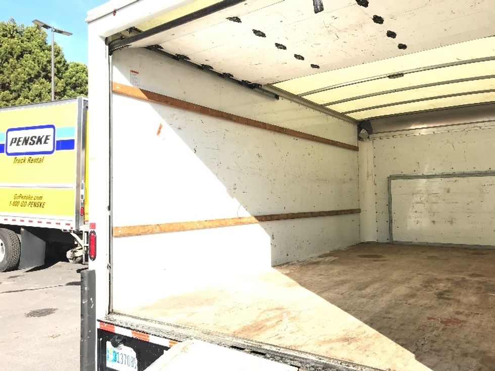 Light Duty Box Truck-Light and Medium Duty Trucks-Ford-2022-E350-Norcross-GA-82,893\n\t\tmiles-$ 39,750 - Image 11