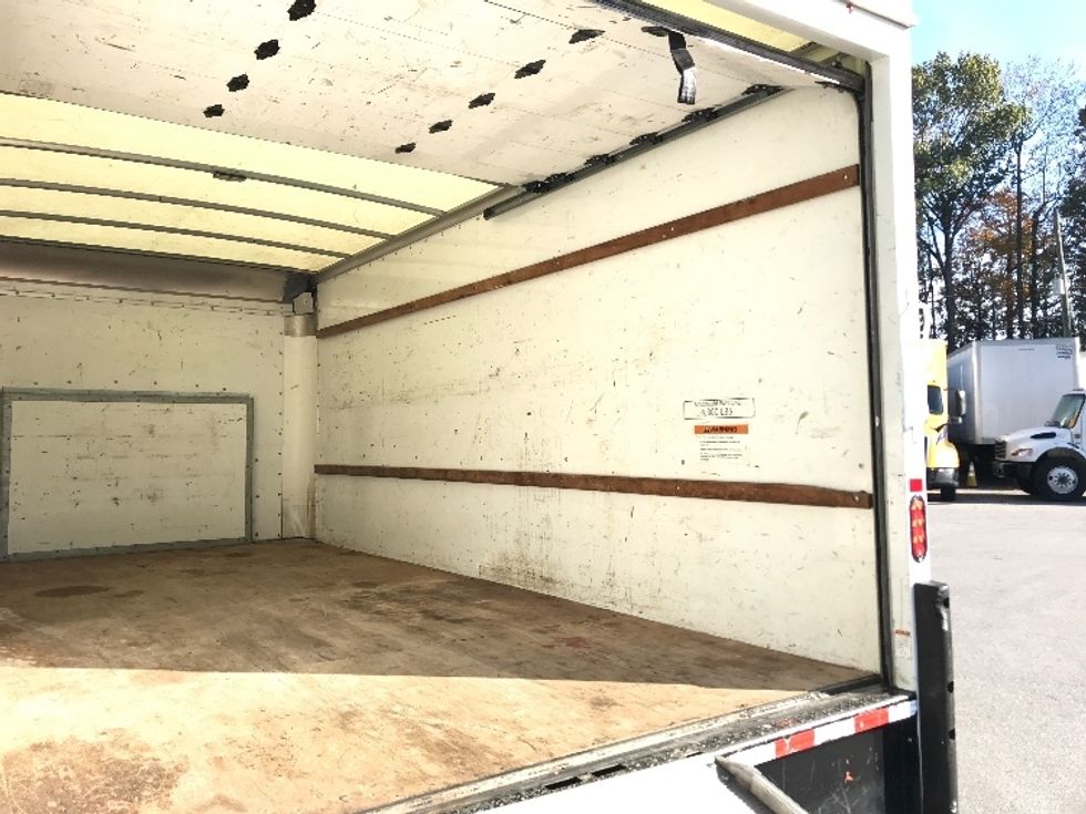 Light Duty Box Truck-Light and Medium Duty Trucks-Ford-2022-E350-Norcross-GA-82,893\n\t\tmiles-$ 39,750 - Image 12