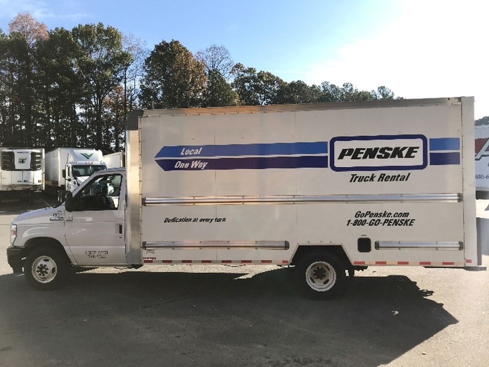 Light Duty Box Truck-Light and Medium Duty Trucks-Ford-2022-E350-Norcross-GA-82,893\n\t\tmiles-$ 39,750 - Image 4