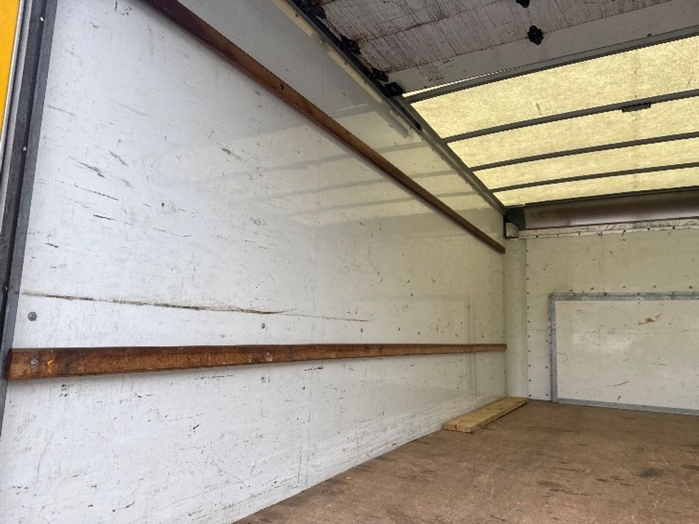 Light Duty Box Truck-Light and Medium Duty Trucks-Ford-2022-E350-Norcross-GA-94,280\n\t\tmiles-$ 29,750 - Image 10