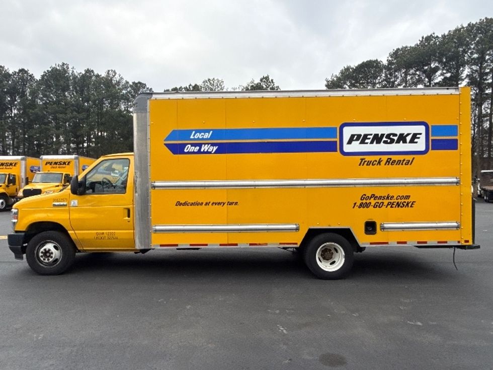 Light Duty Box Truck-Light and Medium Duty Trucks-Ford-2022-E350-Norcross-GA-94,280\n\t\tmiles-$ 29,750 - Image 4