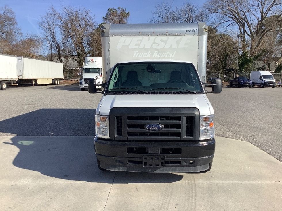 Light Duty Box Truck-Light and Medium Duty Trucks-Ford-2022-E350-Norfolk-VA-96,483\n\t\tmiles-$ 33,250 - Image 2