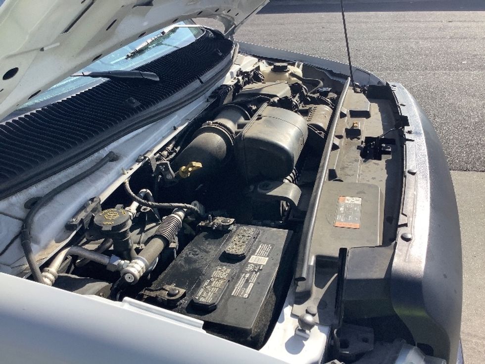 Light Duty Box Truck-Light and Medium Duty Trucks-Ford-2022-E350-Norfolk-VA-96,483\n\t\tmiles-$ 33,250 - Image 22