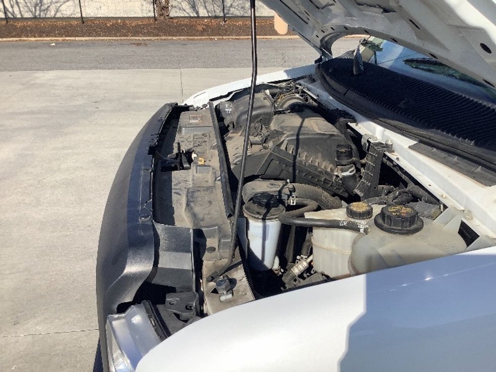 Light Duty Box Truck-Light and Medium Duty Trucks-Ford-2022-E350-Norfolk-VA-96,483\n\t\tmiles-$ 33,250 - Image 23