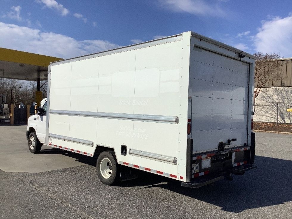 Light Duty Box Truck-Light and Medium Duty Trucks-Ford-2022-E350-Norfolk-VA-96,483\n\t\tmiles-$ 33,250 - Image 6