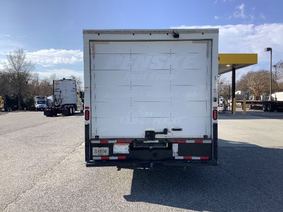 Light Duty Box Truck-Light and Medium Duty Trucks-Ford-2022-E350-Norfolk-VA-96,483\n\t\tmiles-$ 33,250 - Image 7