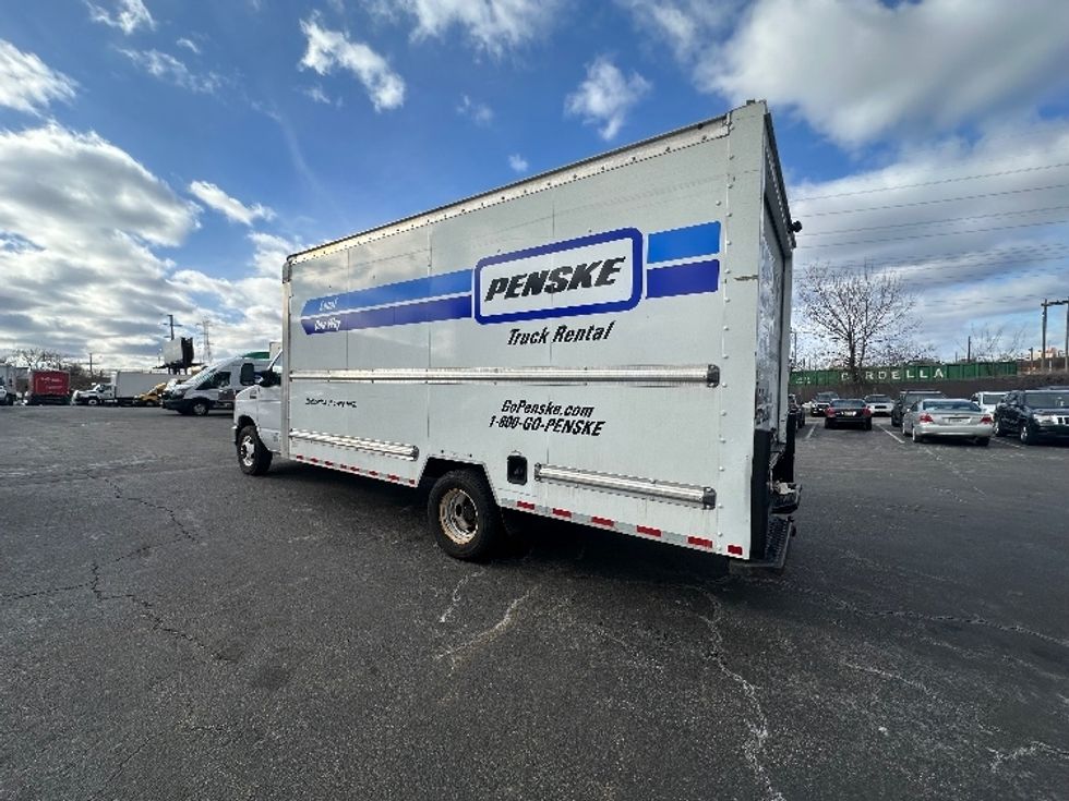 Light Duty Box Truck-Light and Medium Duty Trucks-Ford-2022-E350-North Bergen-NJ-106,634\n\t\tmiles-$ 29,000 - Image 6