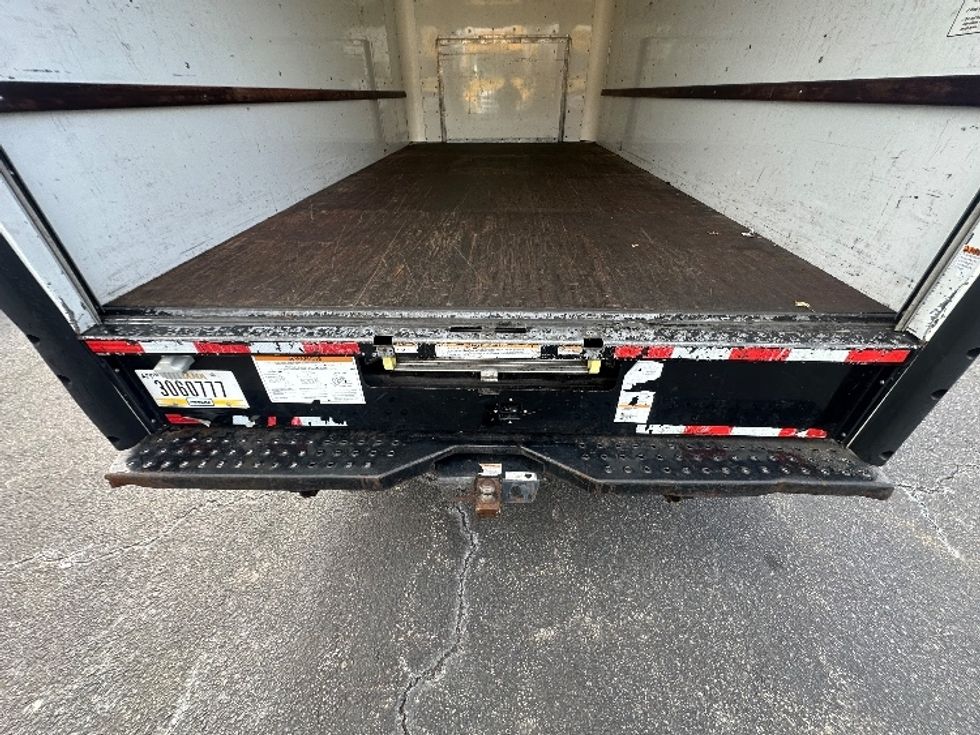 Light Duty Box Truck-Light and Medium Duty Trucks-Ford-2022-E350-North Bergen-NJ-106,634\n\t\tmiles-$ 29,000 - Image 9