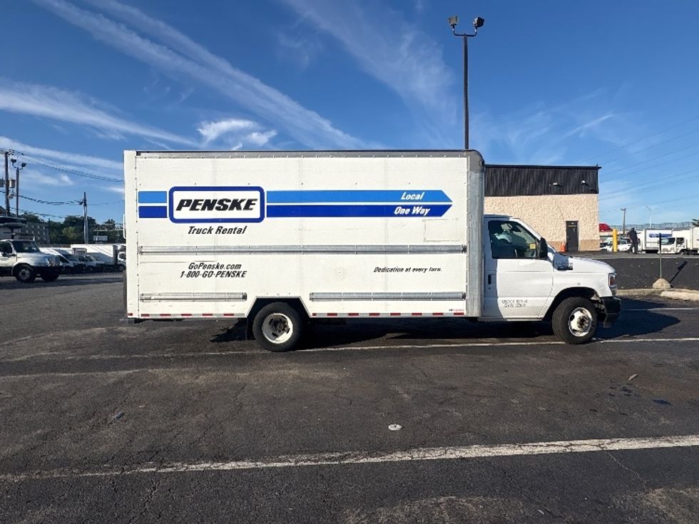 Light Duty Box Truck-Light and Medium Duty Trucks-Ford-2022-E350-North Bergen-NJ-127,550\n\t\tmiles-$ 26,250 - Image 15