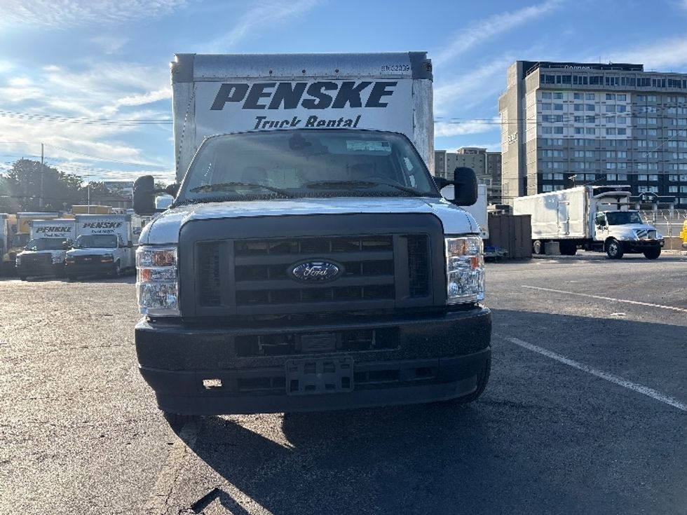 Light Duty Box Truck-Light and Medium Duty Trucks-Ford-2022-E350-North Bergen-NJ-127,550\n\t\tmiles-$ 26,250 - Image 2