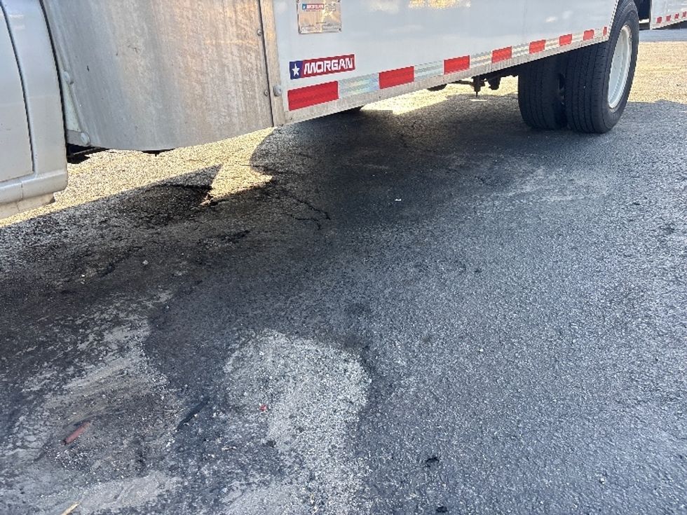 Light Duty Box Truck-Light and Medium Duty Trucks-Ford-2022-E350-North Bergen-NJ-127,550\n\t\tmiles-$ 26,250 - Image 5
