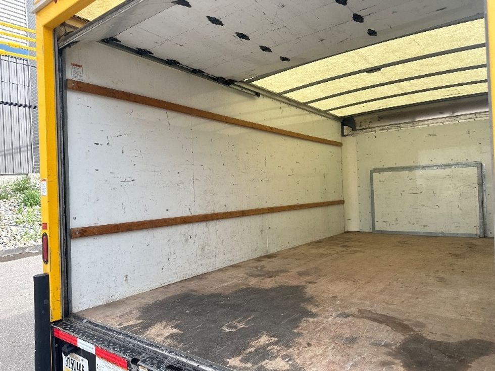 Light Duty Box Truck-Light and Medium Duty Trucks-Ford-2022-E350-North Bergen-NJ-151,663\n\t\tmiles-$ 18,750 - Image 11
