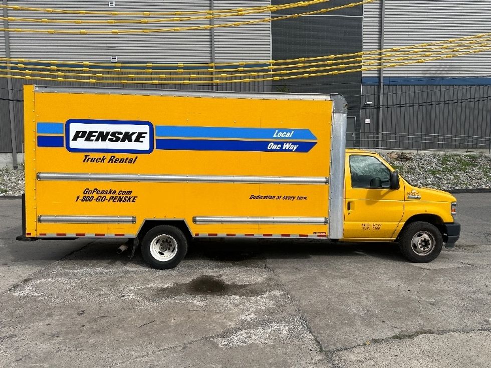 Light Duty Box Truck-Light and Medium Duty Trucks-Ford-2022-E350-North Bergen-NJ-151,663\n\t\tmiles-$ 18,750 - Image 15