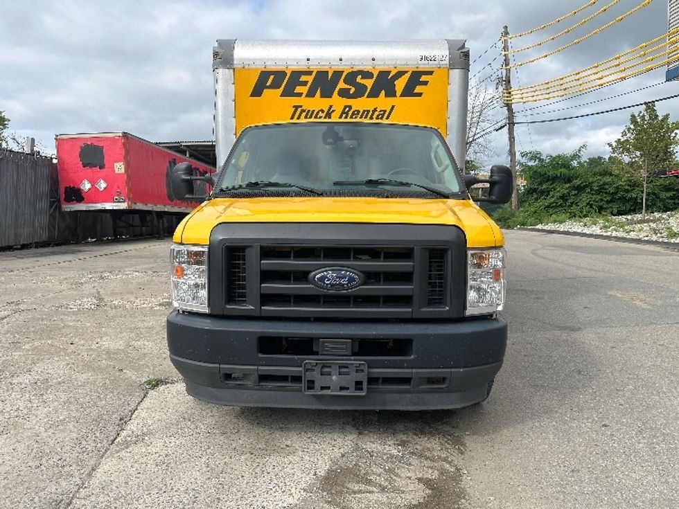 Light Duty Box Truck-Light and Medium Duty Trucks-Ford-2022-E350-North Bergen-NJ-151,663\n\t\tmiles-$ 18,750 - Image 2