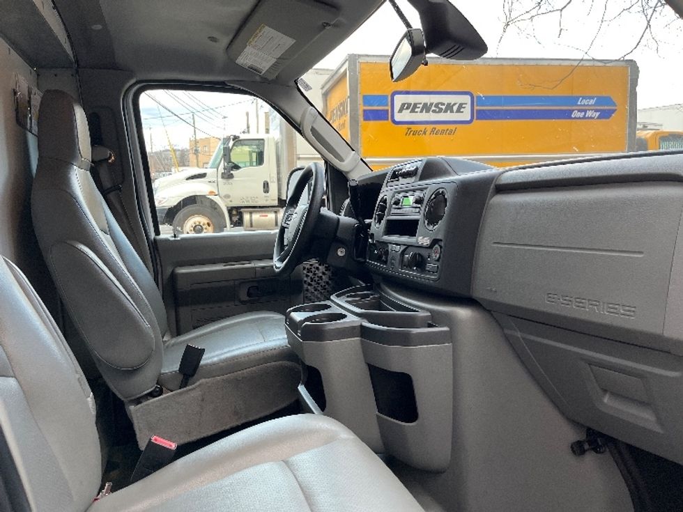 Light Duty Box Truck-Light and Medium Duty Trucks-Ford-2022-E350-North Bergen-NJ-78,037\n\t\tmiles-$ 38,000 - Image 22