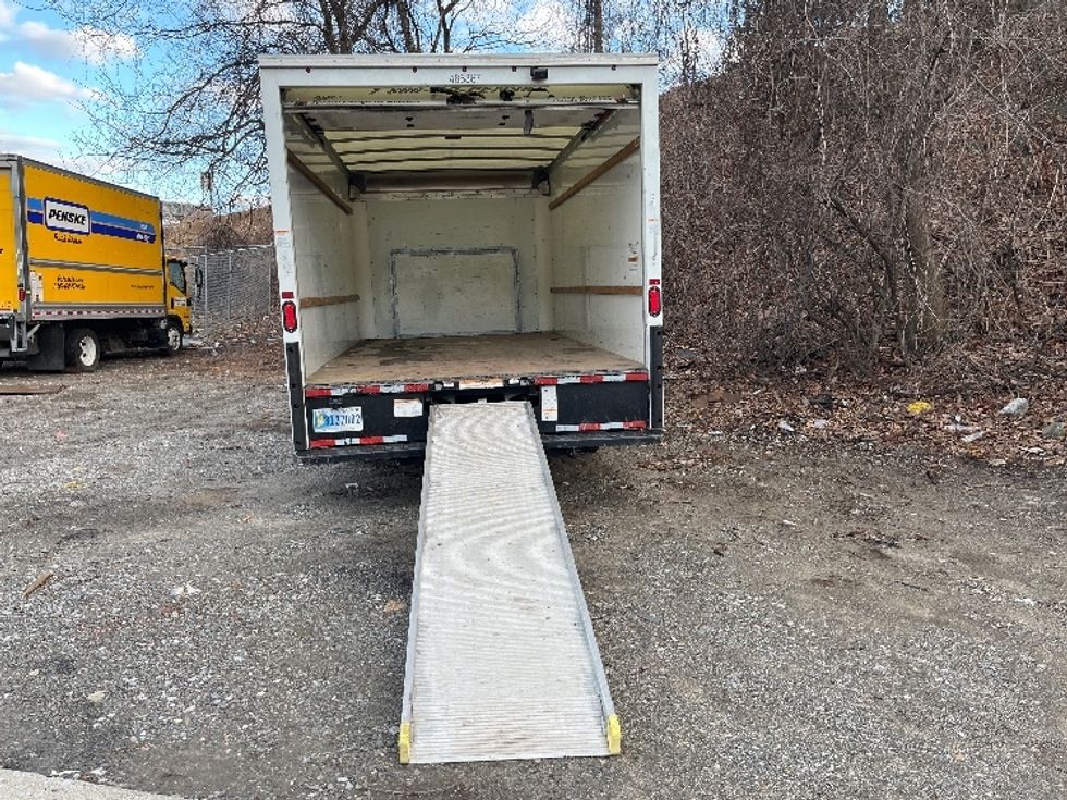 Light Duty Box Truck-Light and Medium Duty Trucks-Ford-2022-E350-North Bergen-NJ-78,037\n\t\tmiles-$ 38,000 - Image 9