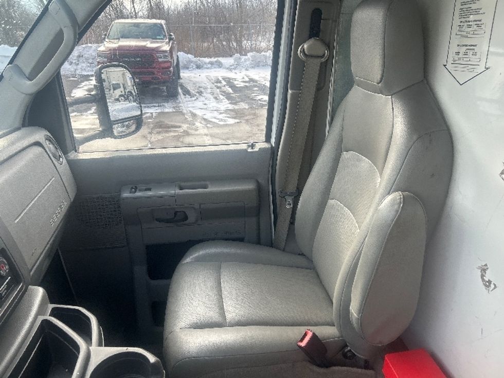 Light Duty Box Truck-Light and Medium Duty Trucks-Ford-2022-E350-North Bergen-NJ-86,675\n\t\tmiles-$ 31,500 - Image 18