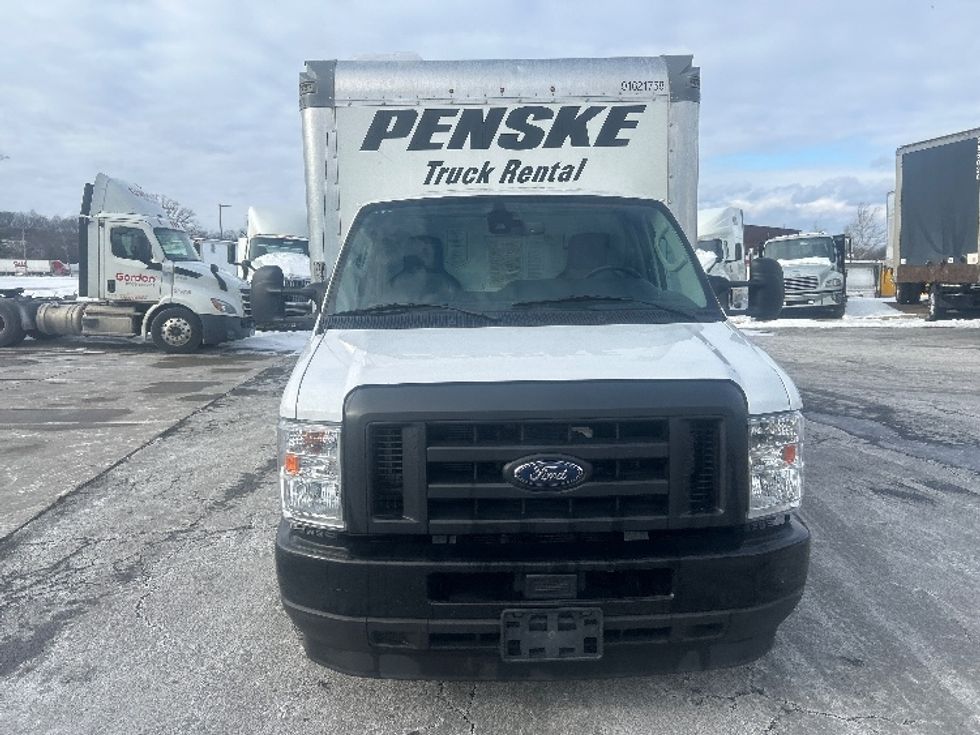 Light Duty Box Truck-Light and Medium Duty Trucks-Ford-2022-E350-North Bergen-NJ-86,675\n\t\tmiles-$ 31,500 - Image 2