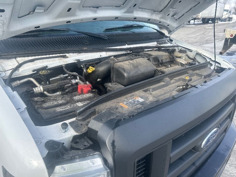 Light Duty Box Truck-Light and Medium Duty Trucks-Ford-2022-E350-North Bergen-NJ-86,675\n\t\tmiles-$ 31,500 - Image 22