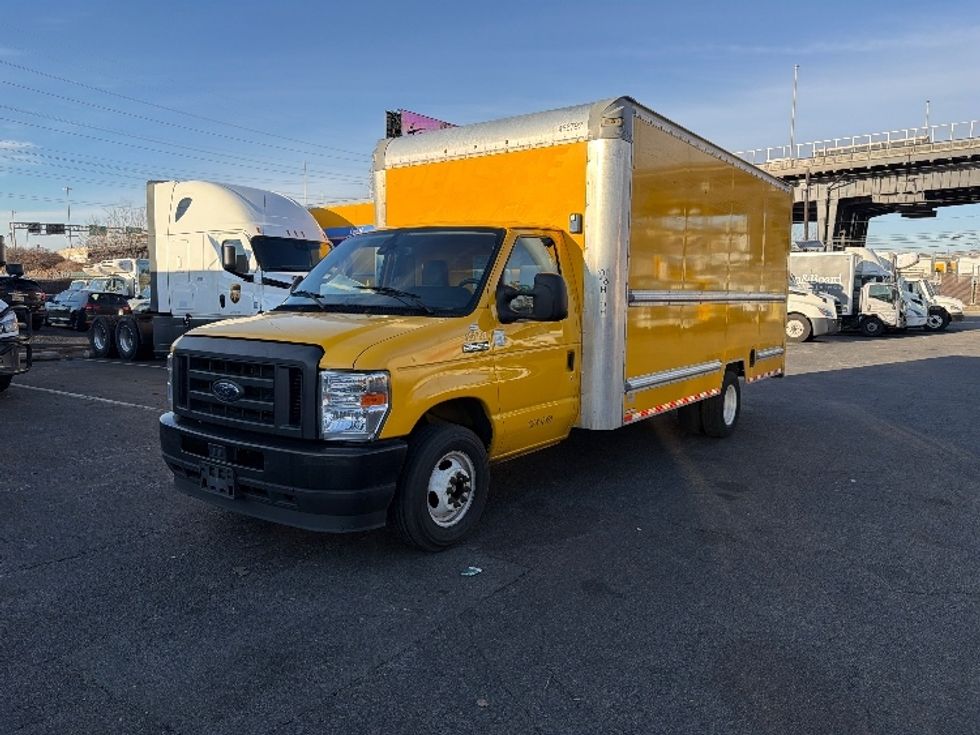 Light Duty Box Truck-Light and Medium Duty Trucks-Ford-2022-E350-North Bergen-NJ-87,124\n\t\tmiles-$ 28,500 - Image 3