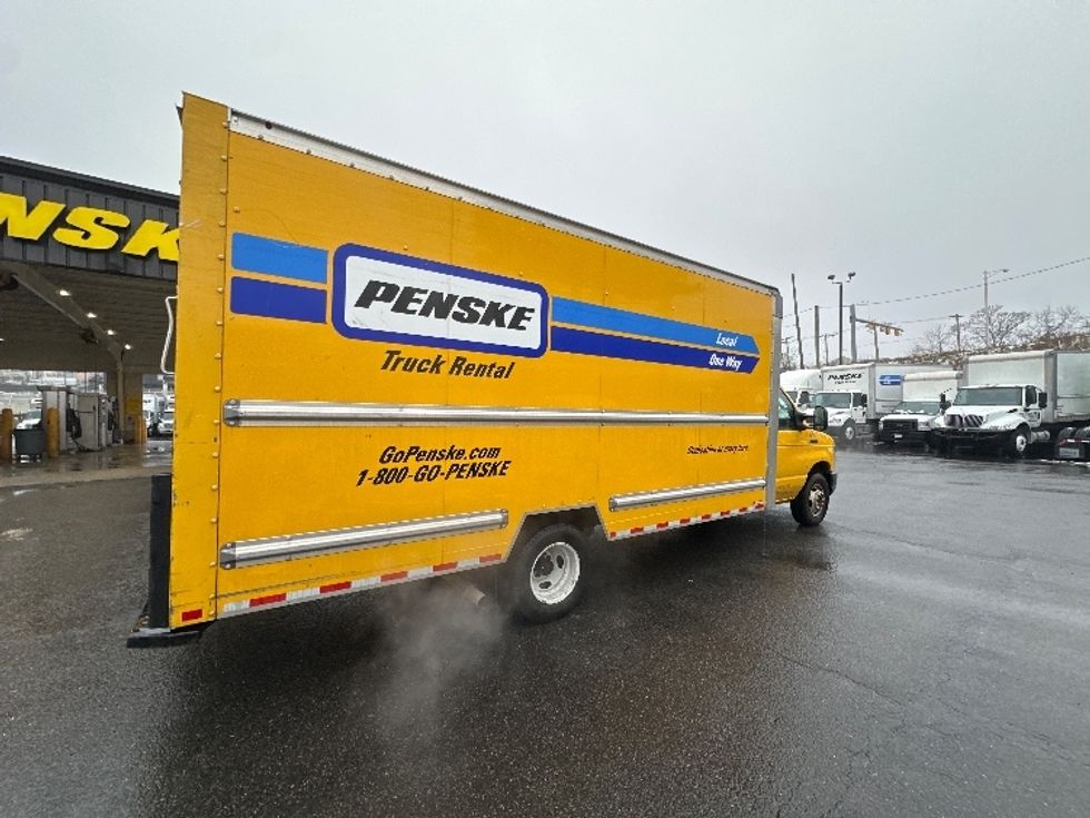 Light Duty Box Truck-Light and Medium Duty Trucks-Ford-2022-E350-North Bergen-NJ-88,584\n\t\tmiles-$ 28,250 - Image 12