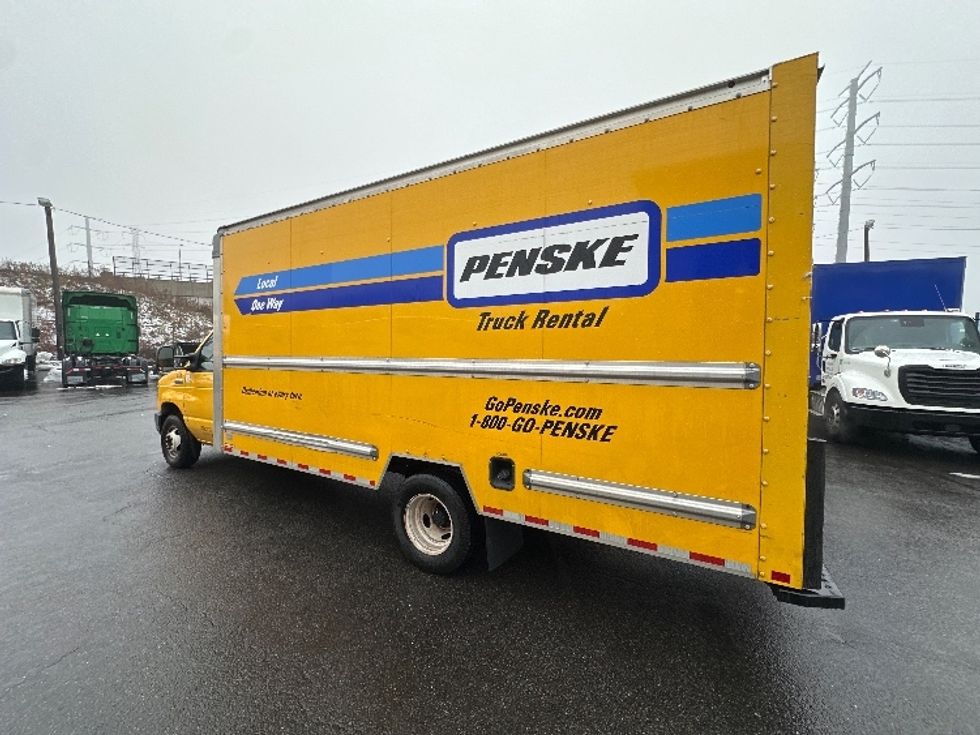 Light Duty Box Truck-Light and Medium Duty Trucks-Ford-2022-E350-North Bergen-NJ-88,584\n\t\tmiles-$ 28,250 - Image 6