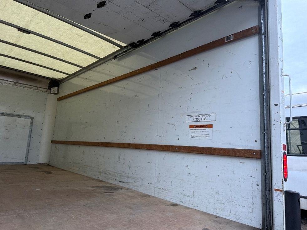Light Duty Box Truck-Light and Medium Duty Trucks-Ford-2022-E350-North Bergen-NJ-96,362\n\t\tmiles-$ 30,250 - Image 12