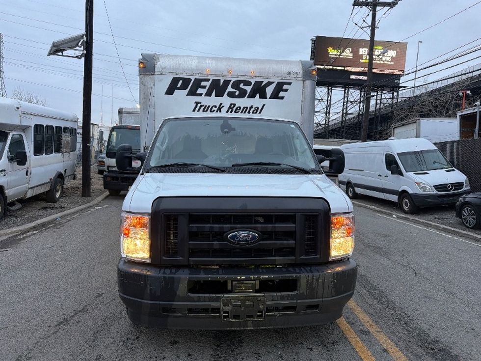 Light Duty Box Truck-Light and Medium Duty Trucks-Ford-2022-E350-North Bergen-NJ-96,362\n\t\tmiles-$ 30,250 - Image 2