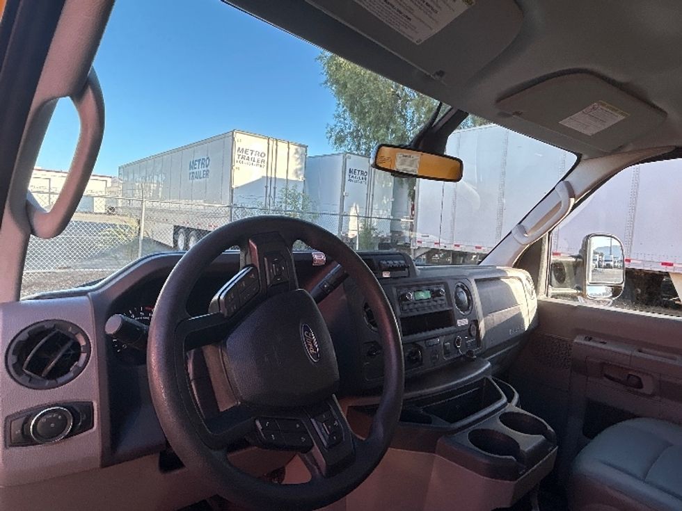 Light Duty Box Truck-Light and Medium Duty Trucks-Ford-2022-E350-North Las Vegas-NV-108,841\n\t\tmiles-$ 27,750 - Image 16
