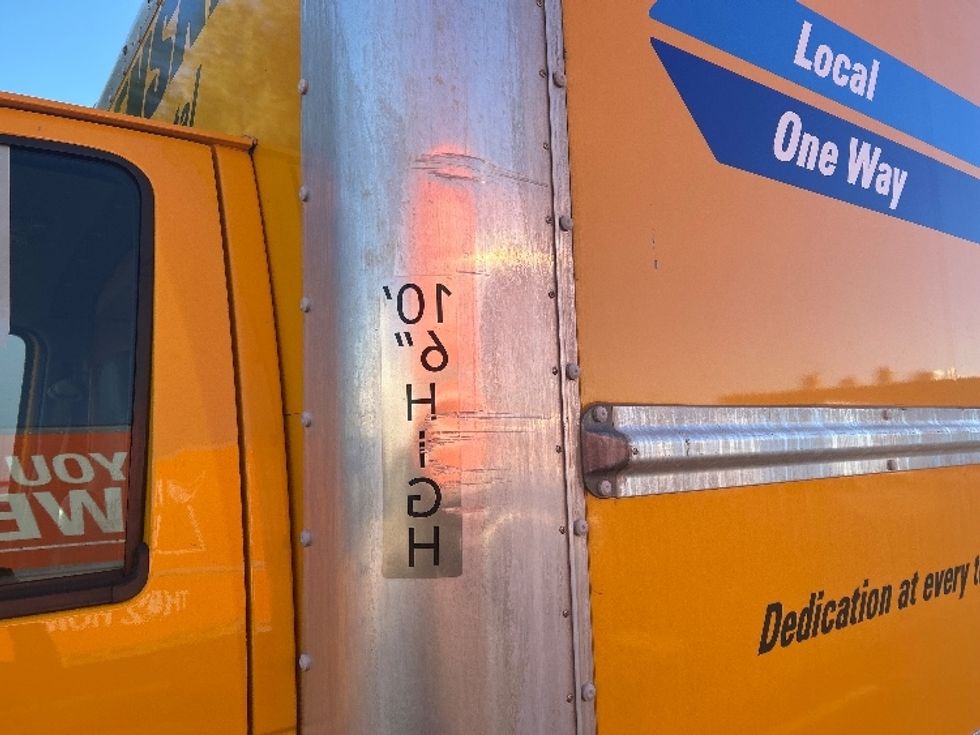 Light Duty Box Truck-Light and Medium Duty Trucks-Ford-2022-E350-North Las Vegas-NV-108,841\n\t\tmiles-$ 27,750 - Image 23