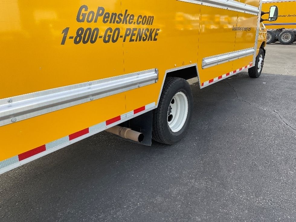 Light Duty Box Truck-Light and Medium Duty Trucks-Ford-2022-E350-North Las Vegas-NV-94,261\n\t\tmiles-$ 29,500 - Image 13