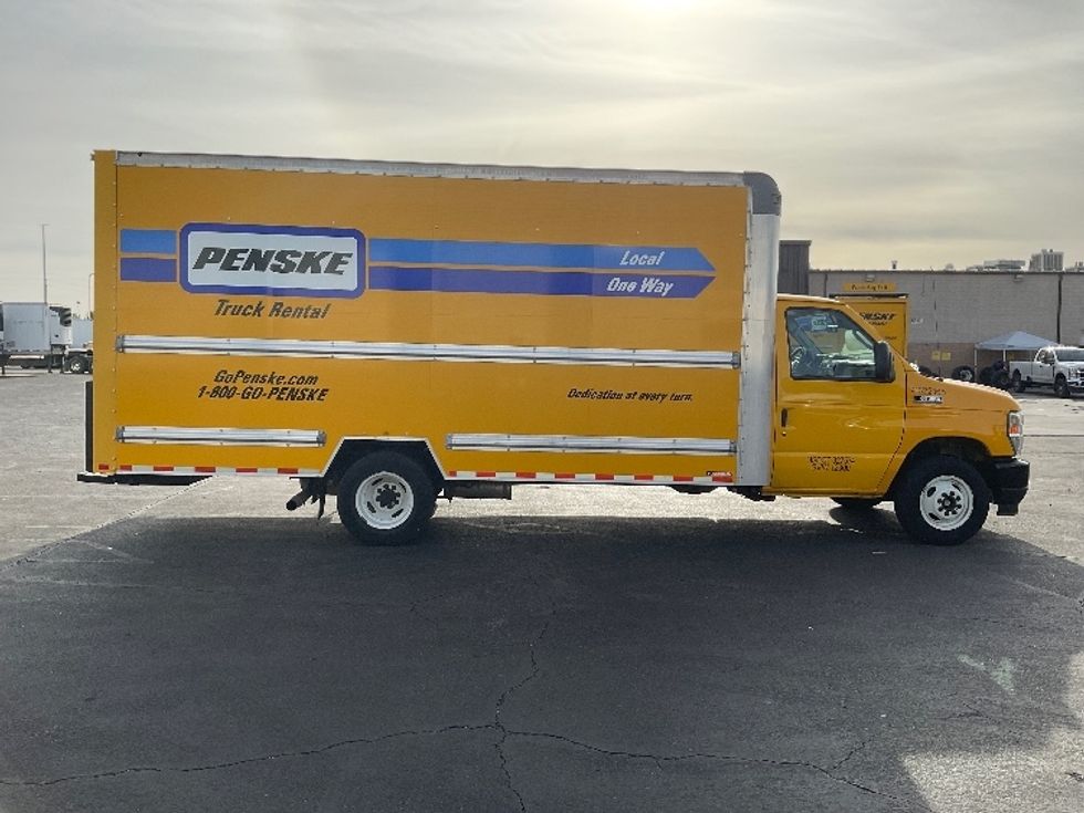 Light Duty Box Truck-Light and Medium Duty Trucks-Ford-2022-E350-North Las Vegas-NV-94,261\n\t\tmiles-$ 29,500 - Image 14