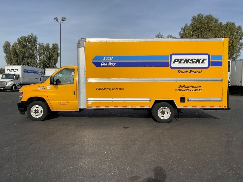 Light Duty Box Truck-Light and Medium Duty Trucks-Ford-2022-E350-North Las Vegas-NV-94,261\n\t\tmiles-$ 29,500 - Image 4