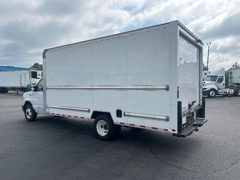 Light Duty Box Truck-Light and Medium Duty Trucks-Ford-2022-E350-Obetz-OH-75,502\n\t\tmiles-$ 32,750 - Image 6