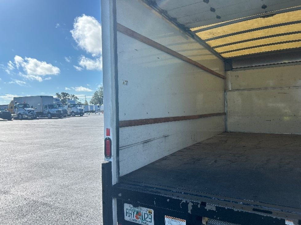 Light Duty Box Truck-Light and Medium Duty Trucks-Ford-2022-E350-Ocala-FL-106,576\n\t\tmiles-$ 29,250 - Image 10