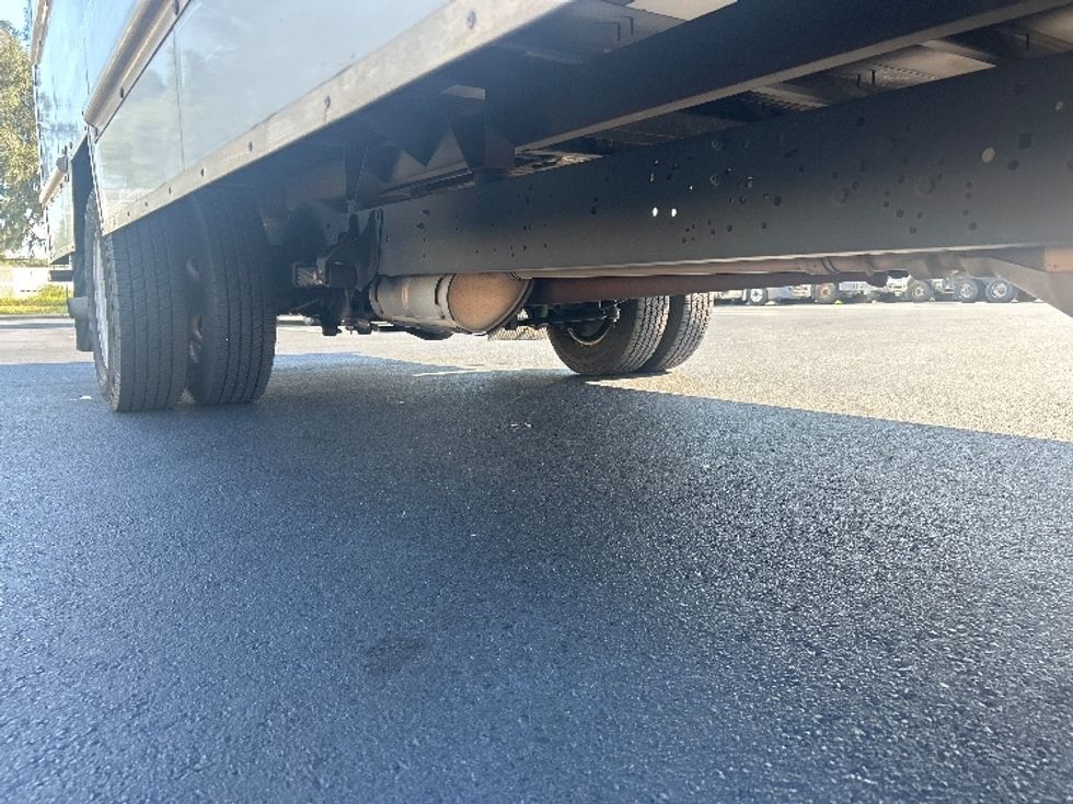 Light Duty Box Truck-Light and Medium Duty Trucks-Ford-2022-E350-Ocala-FL-106,576\n\t\tmiles-$ 29,250 - Image 13