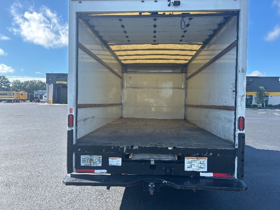 Light Duty Box Truck-Light and Medium Duty Trucks-Ford-2022-E350-Ocala-FL-106,576\n\t\tmiles-$ 29,250 - Image 7