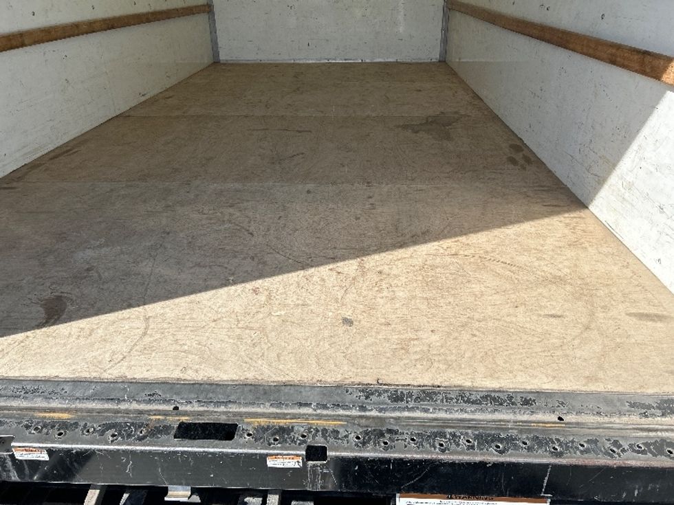 Light Duty Box Truck-Light and Medium Duty Trucks-Ford-2022-E350-Ocala-FL-88,193\n\t\tmiles-$ 34,750 - Image 10