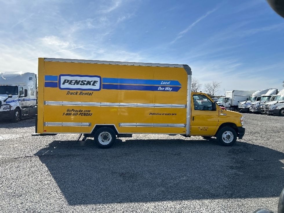 Light Duty Box Truck-Light and Medium Duty Trucks-Ford-2022-E350-Ocala-FL-88,193\n\t\tmiles-$ 34,750 - Image 15