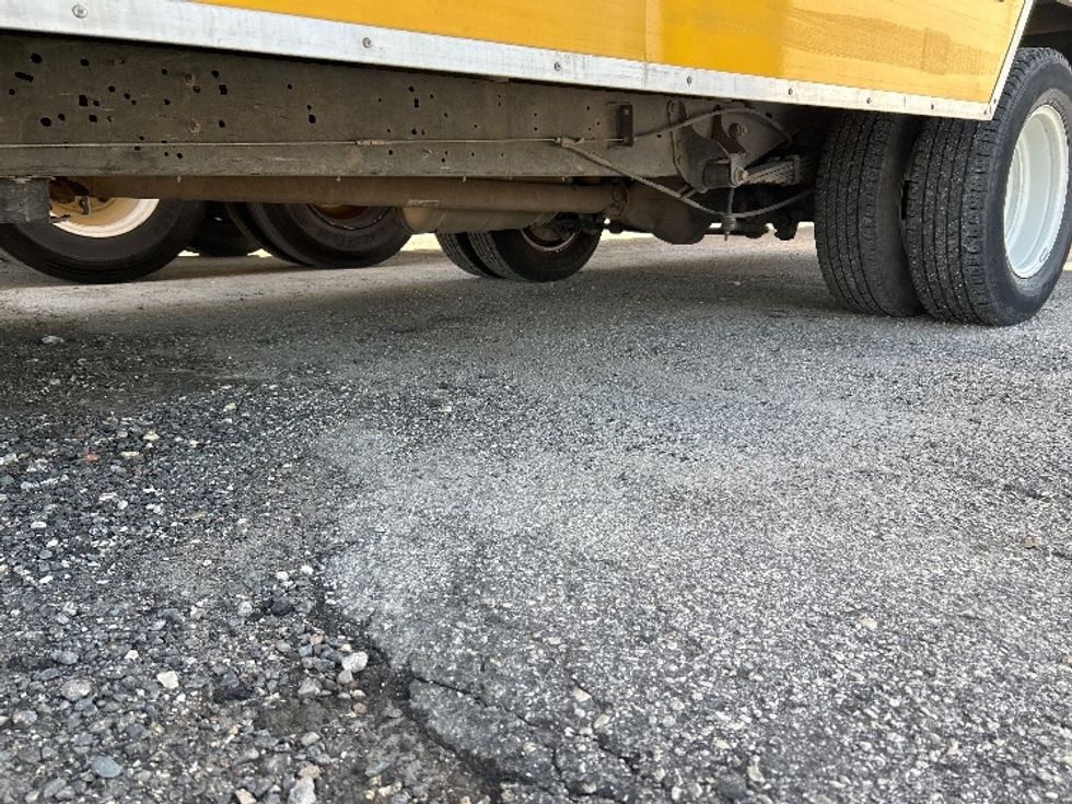 Light Duty Box Truck-Light and Medium Duty Trucks-Ford-2022-E350-Ocala-FL-88,193\n\t\tmiles-$ 34,750 - Image 5