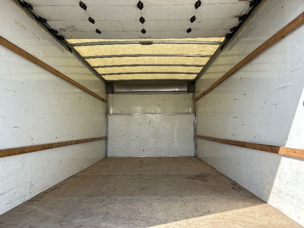 Light Duty Box Truck-Light and Medium Duty Trucks-Ford-2022-E350-Ocala-FL-88,193\n\t\tmiles-$ 34,750 - Image 8