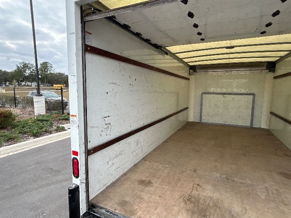 Light Duty Box Truck-Light and Medium Duty Trucks-Ford-2022-E350-Ocala-FL-94,846\n\t\tmiles-$ 32,750 - Image 11
