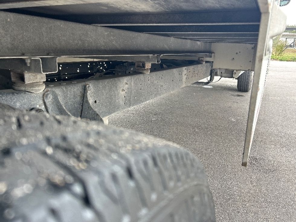 Light Duty Box Truck-Light and Medium Duty Trucks-Ford-2022-E350-Ocala-FL-94,846\n\t\tmiles-$ 32,750 - Image 14