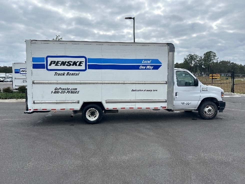 Light Duty Box Truck-Light and Medium Duty Trucks-Ford-2022-E350-Ocala-FL-94,846\n\t\tmiles-$ 32,750 - Image 15