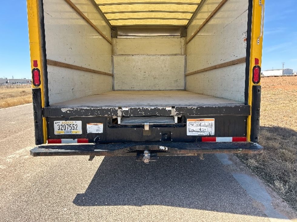 Light Duty Box Truck-Light and Medium Duty Trucks-Ford-2022-E350-Odessa-TX-114,512\n\t\tmiles-$ 24,750 - Image 7