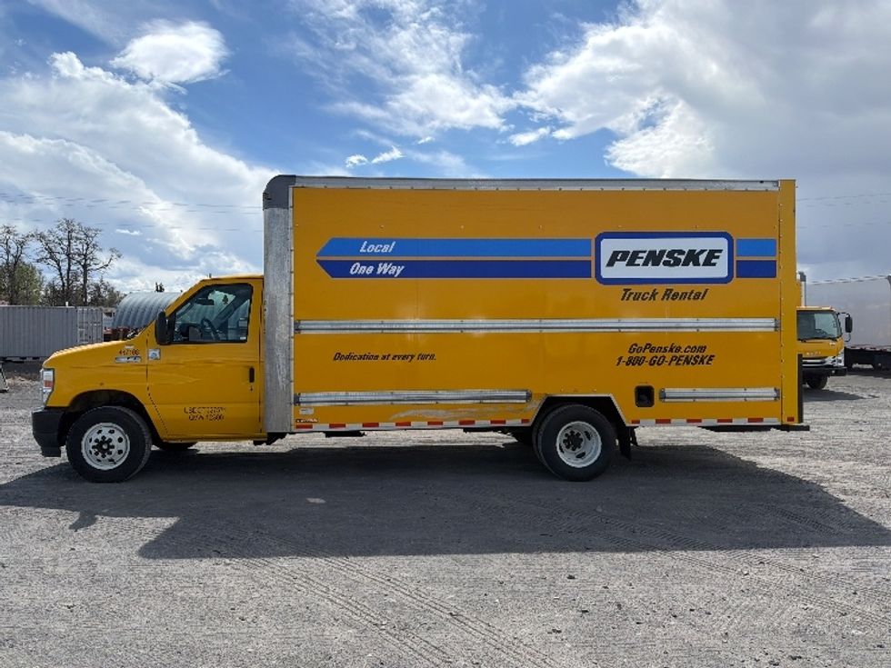 Light Duty Box Truck-Light and Medium Duty Trucks-Ford-2022-E350-Ogden-UT-100,653\n\t\tmiles-$ 28,750 - Image 4