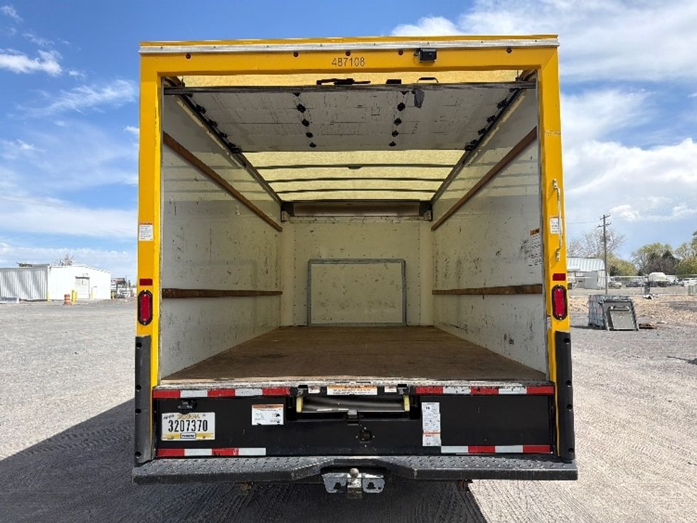 Light Duty Box Truck-Light and Medium Duty Trucks-Ford-2022-E350-Ogden-UT-100,653\n\t\tmiles-$ 28,750 - Image 8