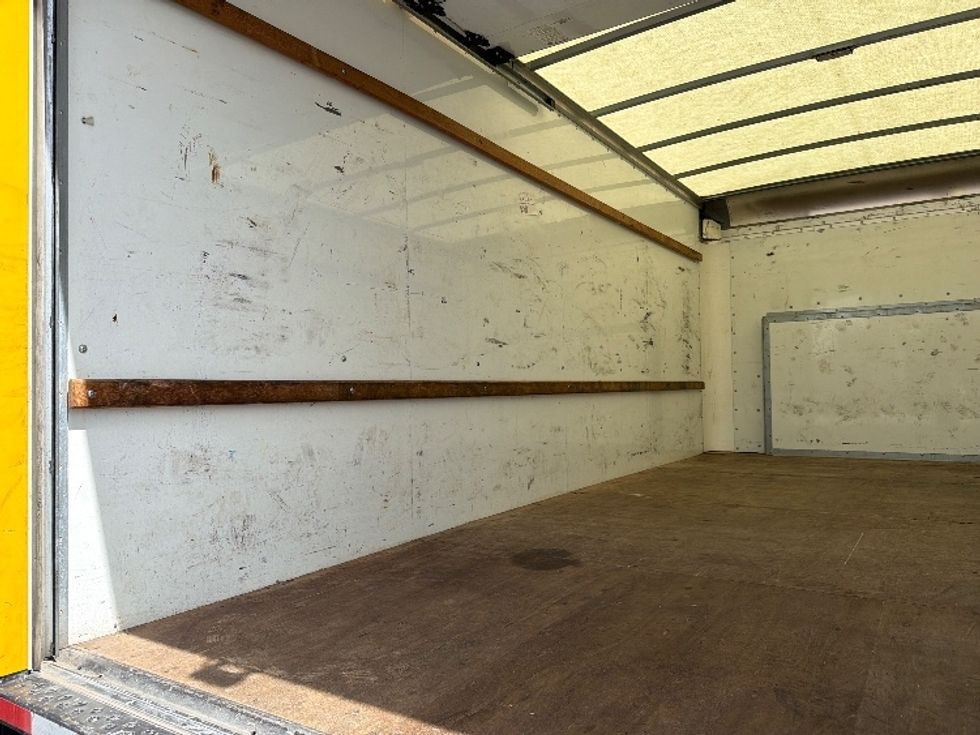 Light Duty Box Truck-Light and Medium Duty Trucks-Ford-2022-E350-Ogden-UT-100,653\n\t\tmiles-$ 28,750 - Image 9