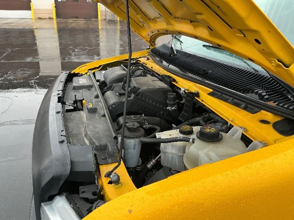 Light Duty Box Truck-Light and Medium Duty Trucks-Ford-2022-E350-Ogden-UT-93,410\n\t\tmiles-$ 30,250 - Image 24